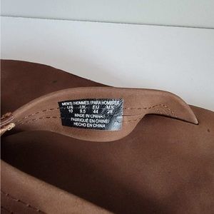 American Eagle leather flip flip sandals. Men’s size 10